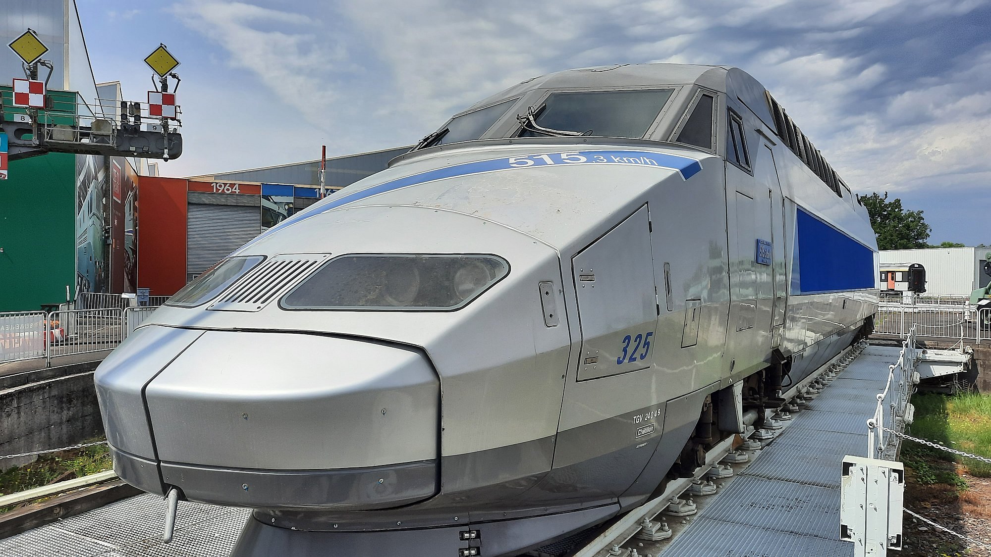 Partie fotografií z venkovní části muzea Cité du Train