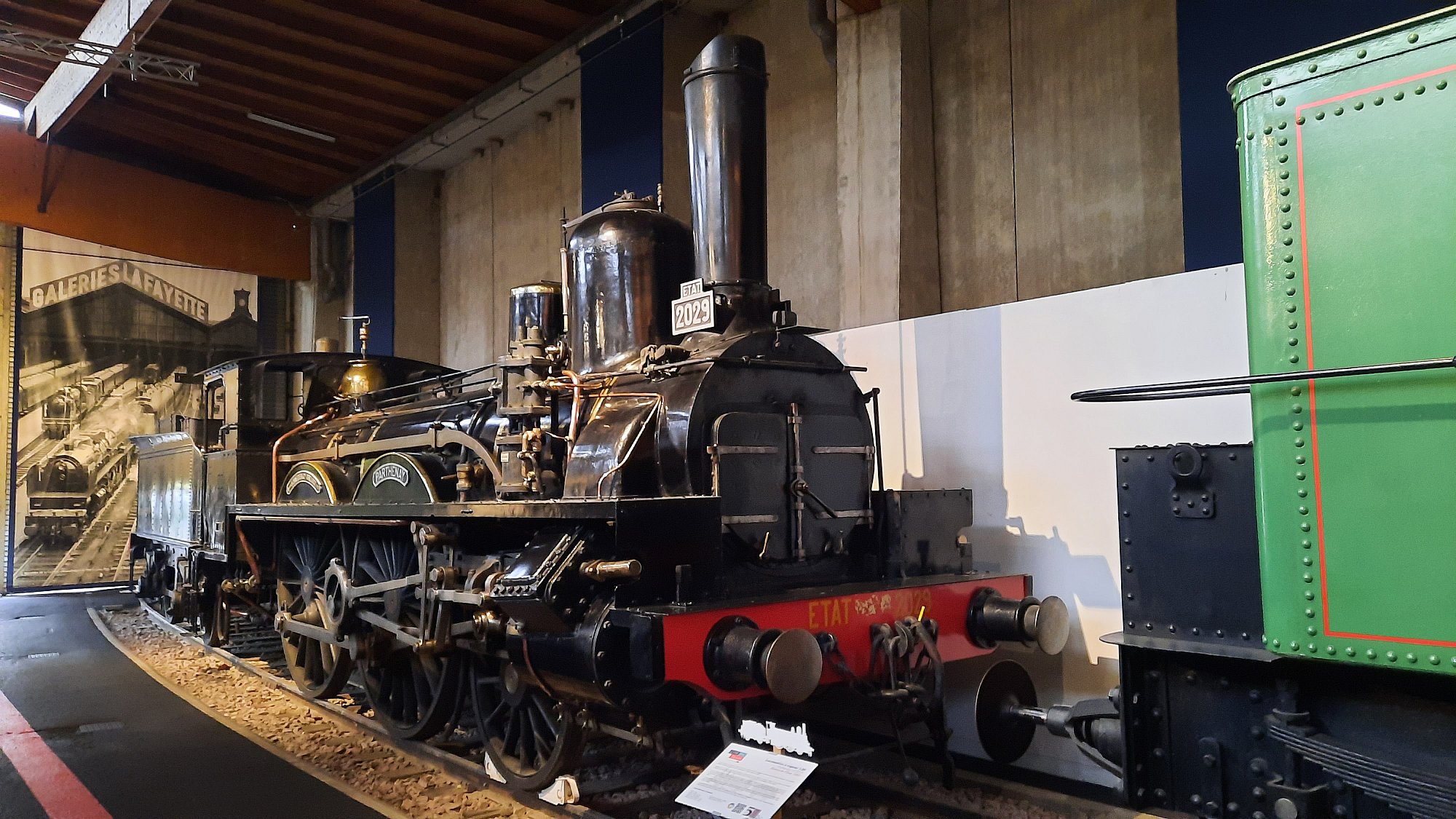 Partie fotografií z druhého pavilonu muzea Cité du Train