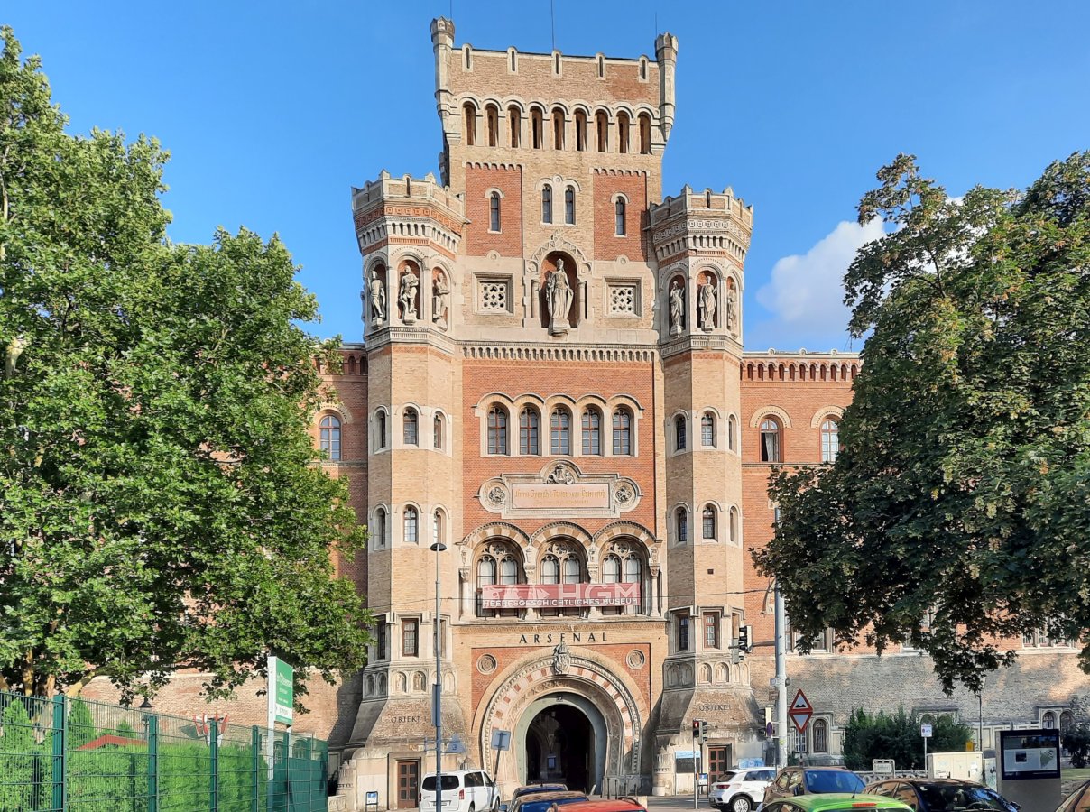 Muzeum historie vojenství - vstup z ulice