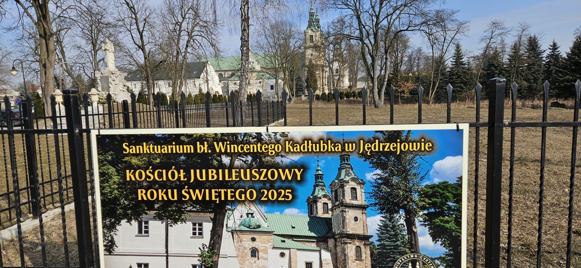 Sanktuarium bł. Wincentego Kadłubka w Jędrzejowie