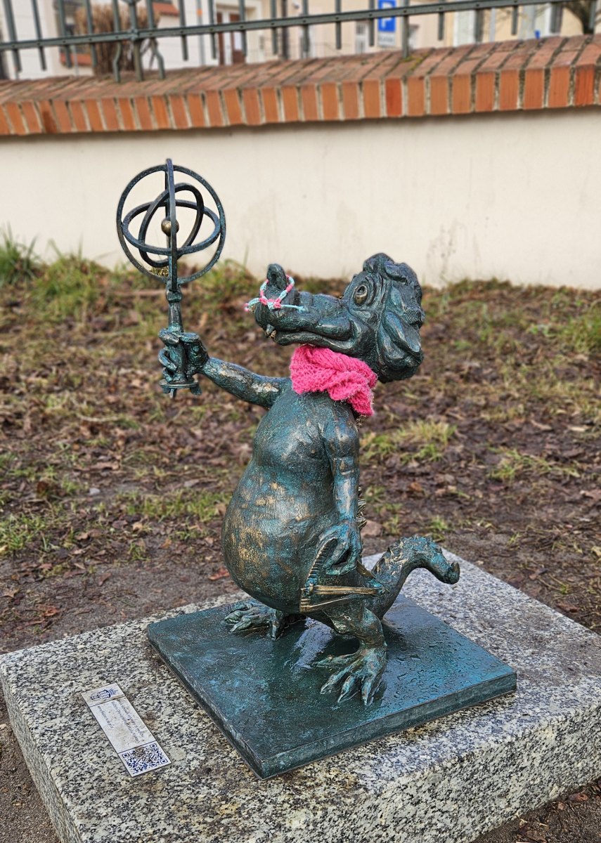 Smok Astronom (Drak astronom s nástrojem z obrazů o MK)