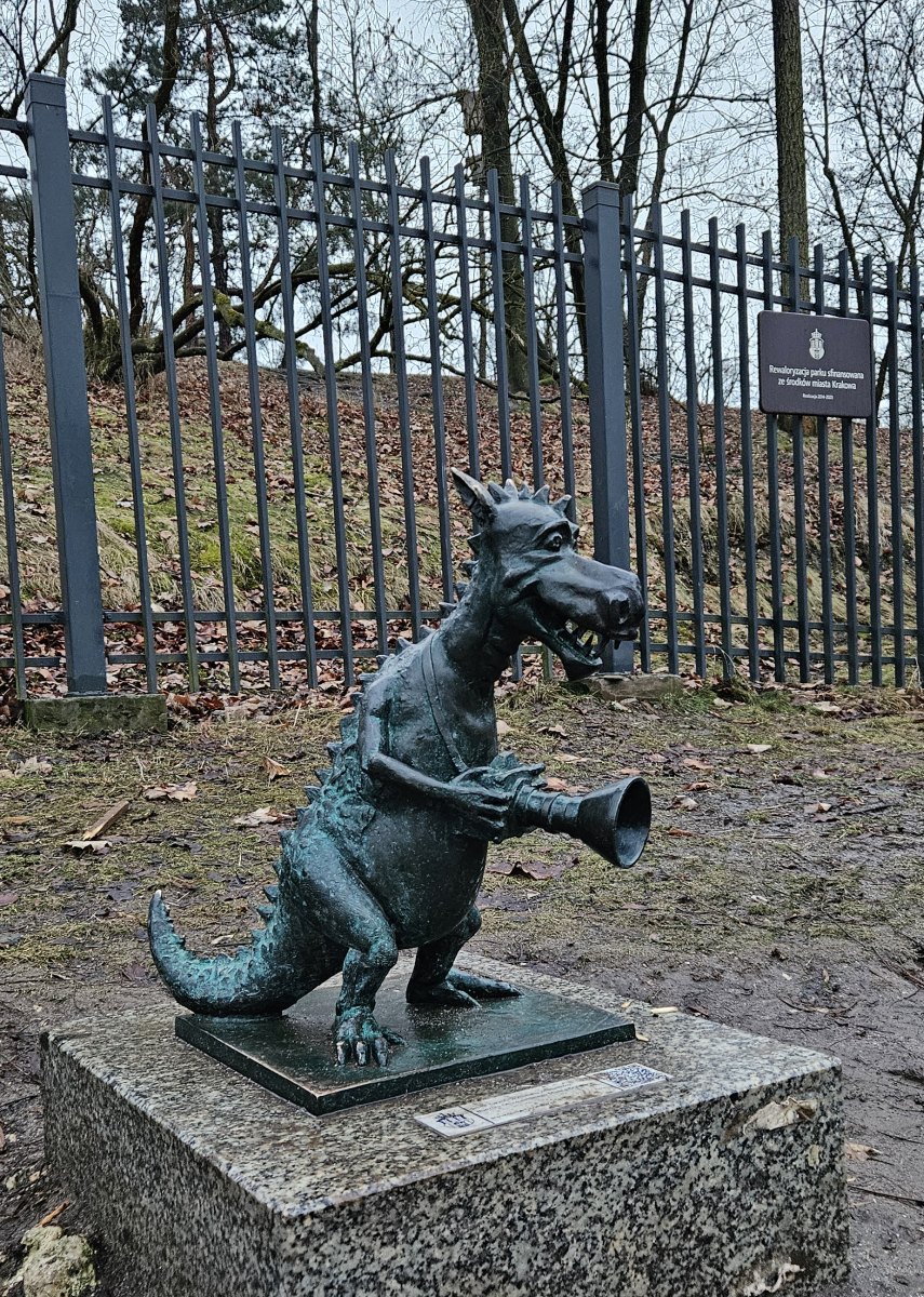 Smok Turysta (Drak turista s fotoaparátem)