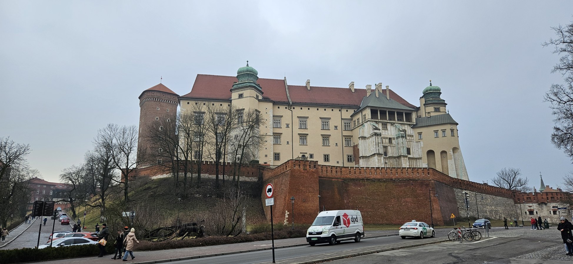 Pohled na královský hrad na Wawelu