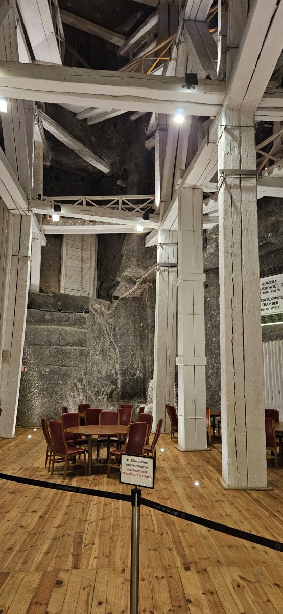 Wieliczka - solný důl - komora Drozdowice (bufet a suvenýry)