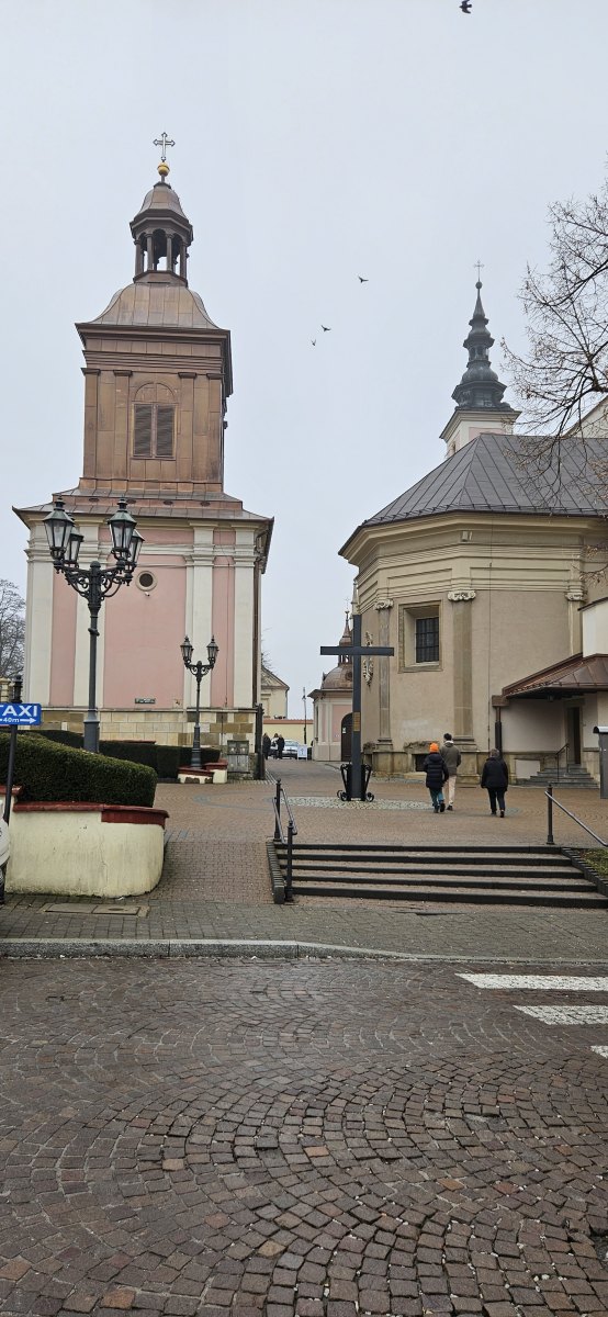 Wieliczka - solný důl - plac Kościuszki pohled na kostel św. Klemensa