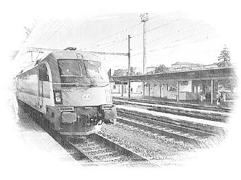 Přijíždějící souprava EC 101 Moravia na nádraží v Otrokovicích