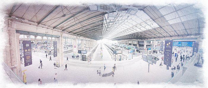 Pohled na Gare du Nord ze schodů Hall 2 - panorama